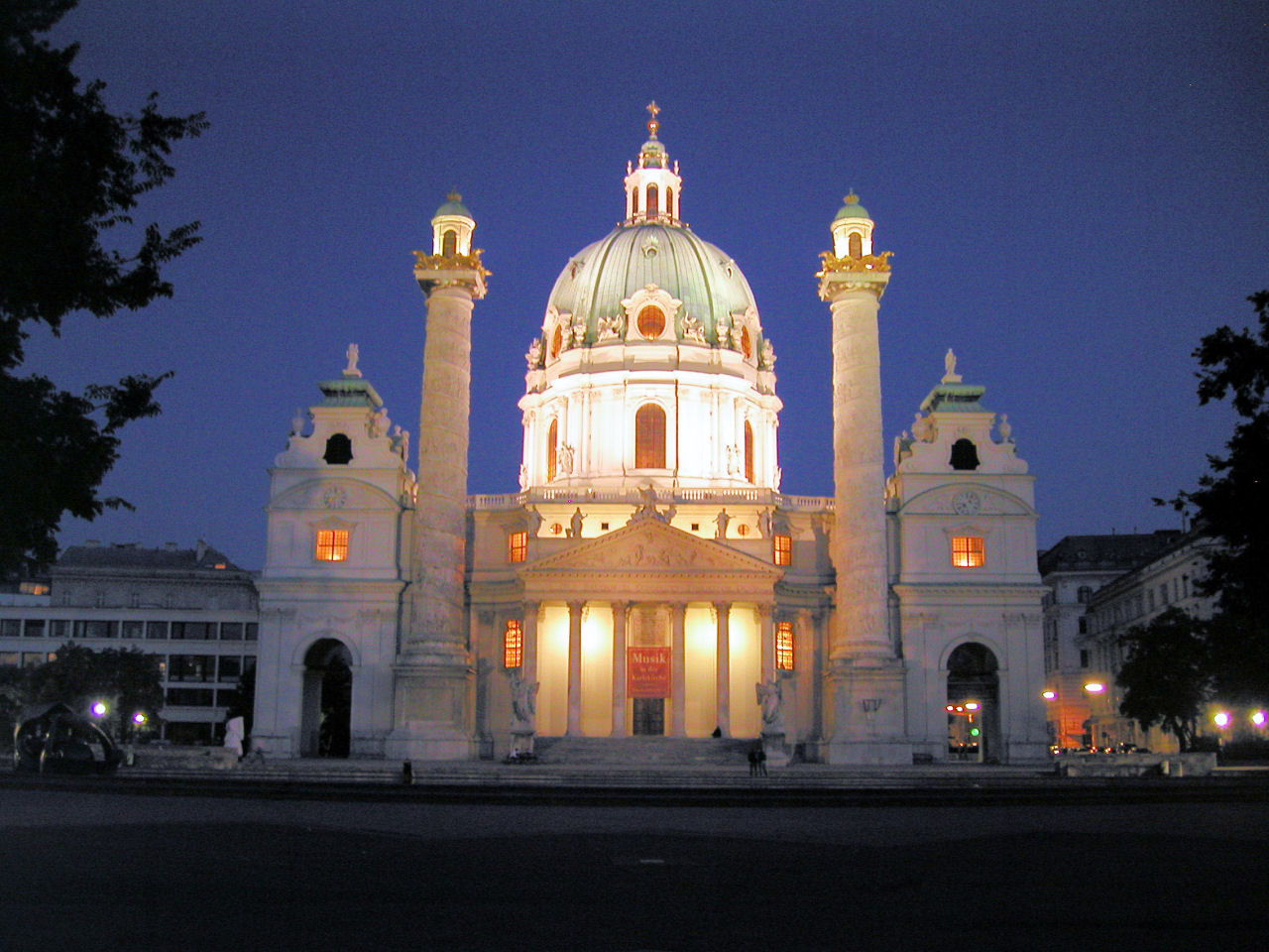 Travel Guide - Visiting  Vienna Austria